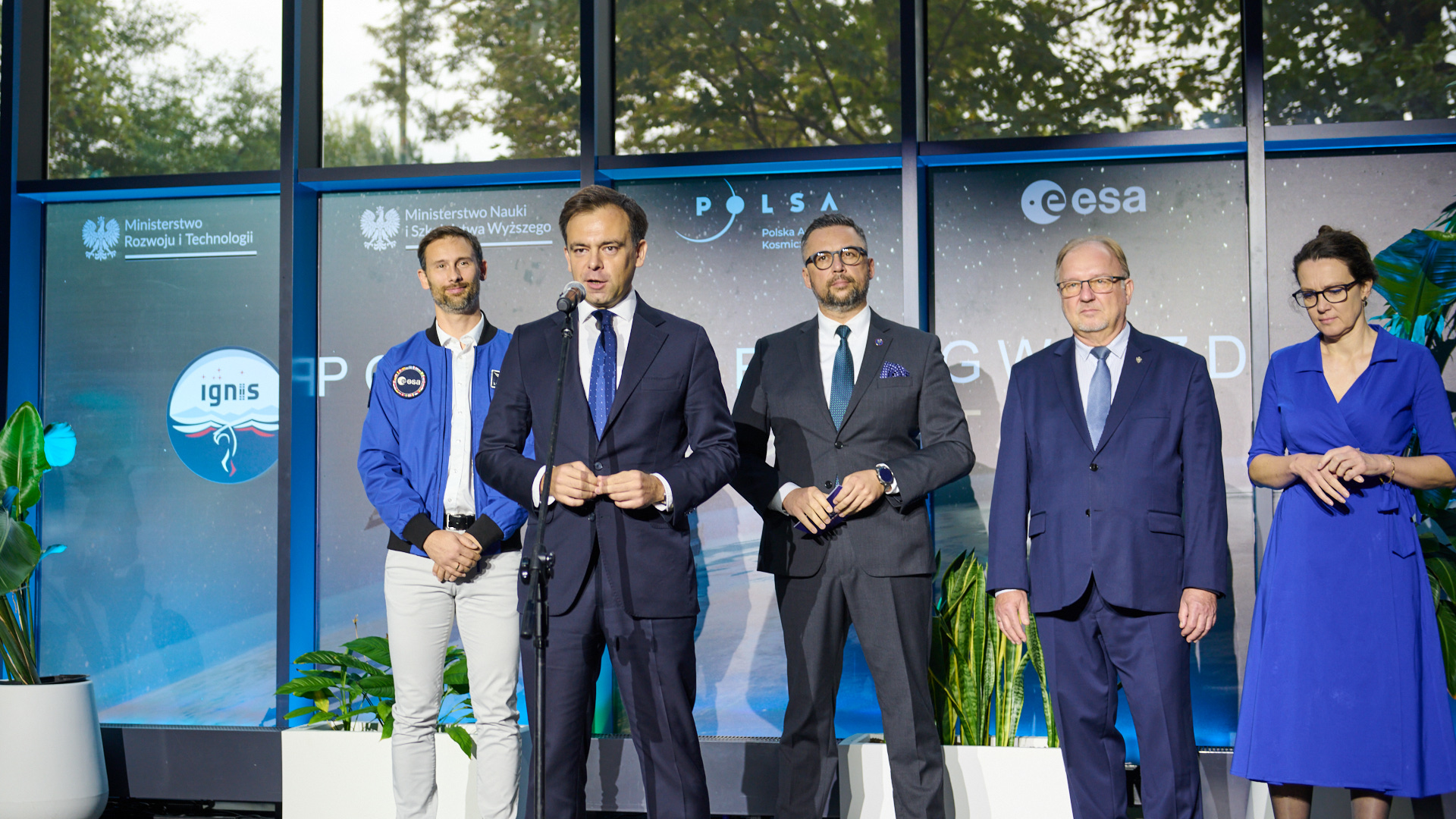 Na zdjęciu: Minister Andrzej Domański podczas konferencji prasowej