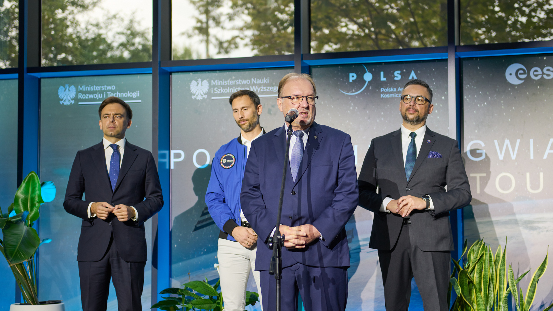 Na zdjęciu: Rektor Zaremba podczas konferencji prasowej