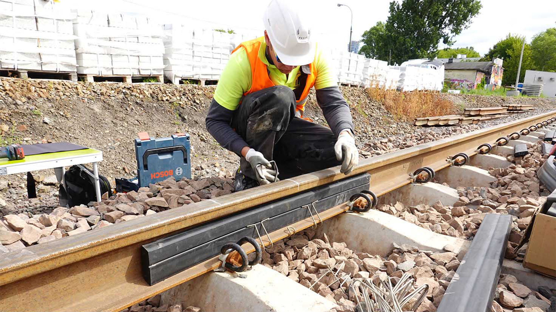 Na zdjęciu: tory kolejowe, na których prowadzono badania w projekcie BRIK