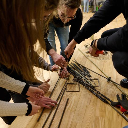 Na zdjęciu uczestnicy spotkania z cyklu #zawszeciekawi