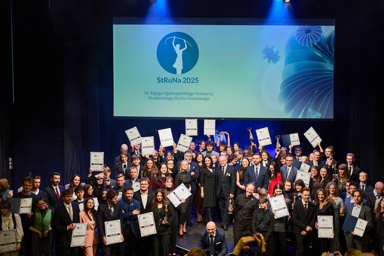 Na zdjęciu laureaci konkursu StRuNa 2025