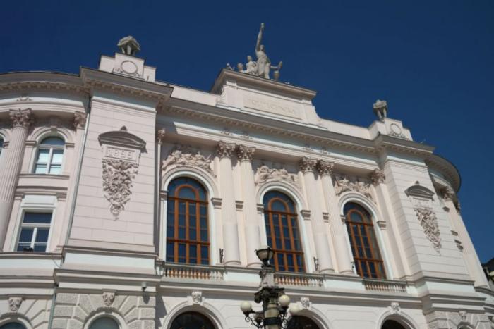 Zdjęcie Gmachu Głównego Politechniki Warszawskiej