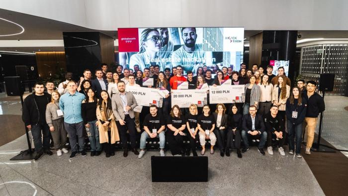 Na zdjęciu: laureaci Real Estate Hackaton