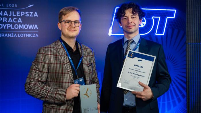 Na zdjęciu: Miłosz Sobociński, laureat nagrody PLL LOT