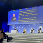 Zdjęcie ze Światowego Forum Zarządzania Internetem