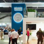 Na zdjęciu: stoisko PW na targach MSPO